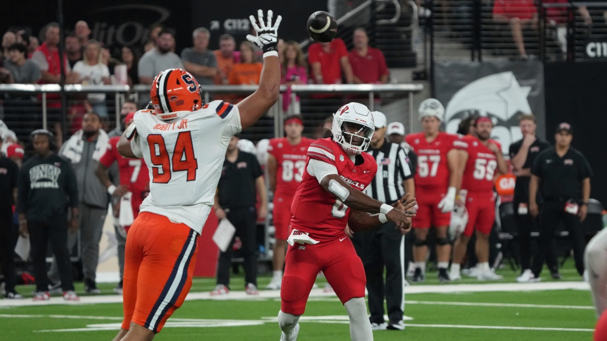 UNLV Football: Rebels Thriving On Offense With Hajj-Malik Williams At Quarterback