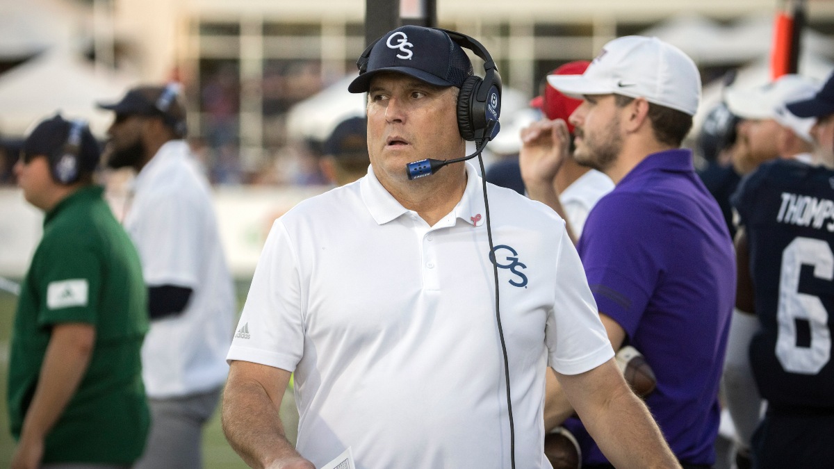 georgia-southern-head-coach-clay-helton-s-coaching-record-contract