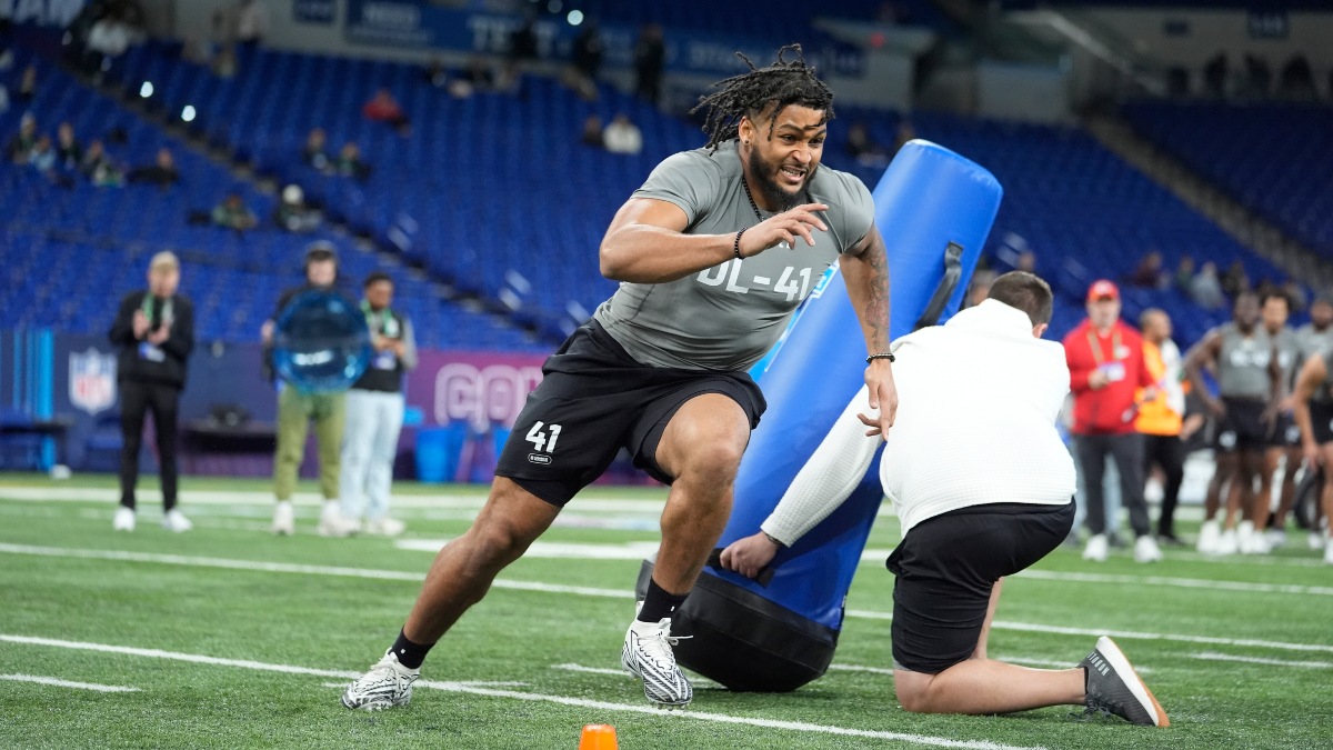 NFL Draft: Marshawn Kneeland of Western Michigan Emerging As An Elite Prospect - HERO Sports