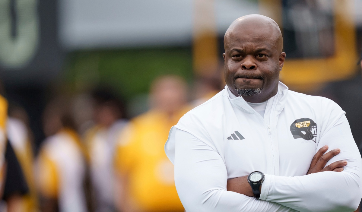 Memphis Head Coach Charles Huff’s Salary, Career Record, Age & Resume